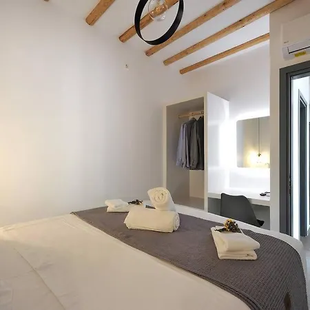 Droufakos' - Beachfront Lux 2bd Apt. W. Views * Cherronisos (Sifnos)