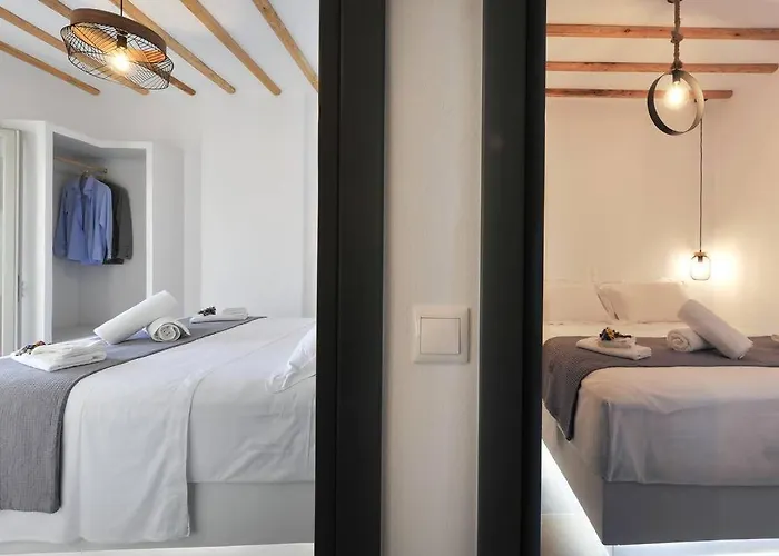 Droufakos' - Beachfront Lux 2bd Apt. W. Views